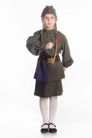Маленькая боевая подруга